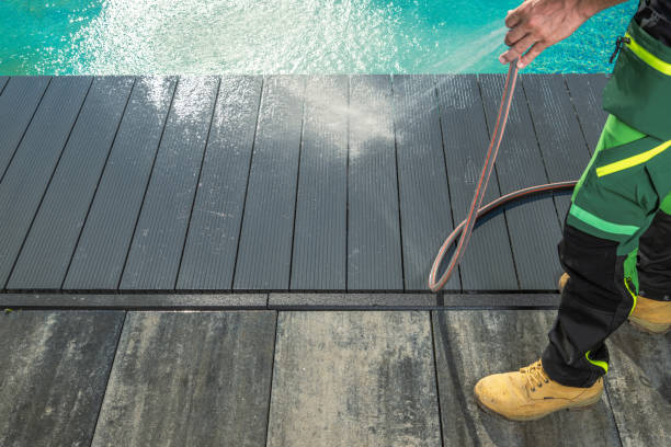 Best Deck Pressure Washing  in Vienna, IL